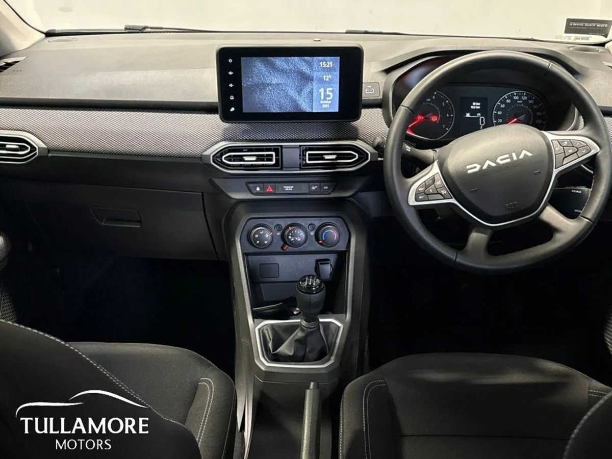 Dacia Sandero Expression TCe 90 5Sp GSR2 - Image 2