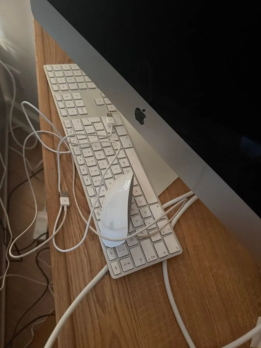 iMac 27 inch 5k retina 2019 - Image 3