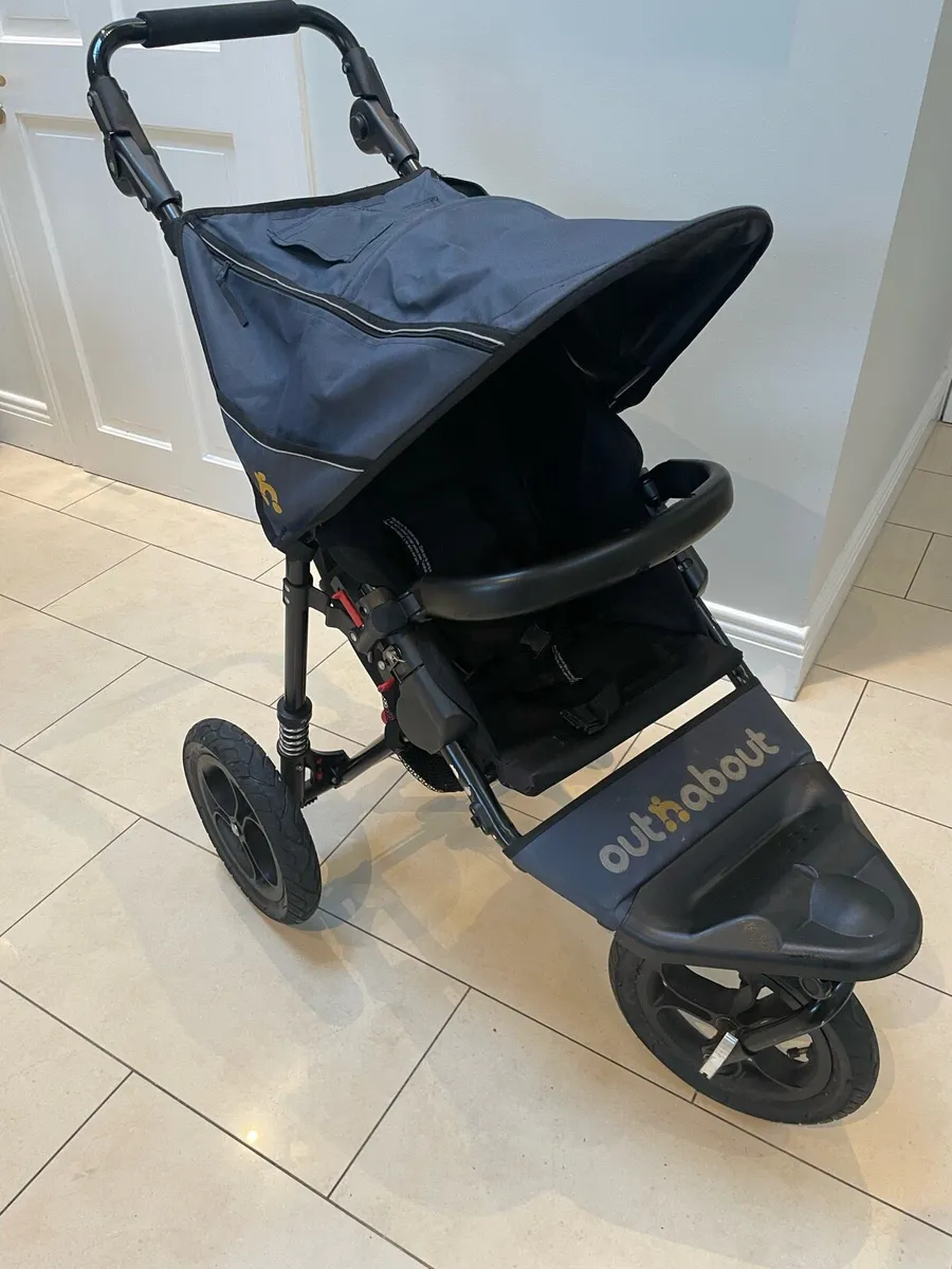 Out N About single buggy - Image 1