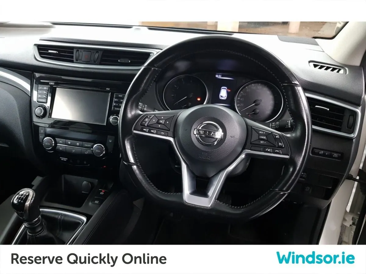 Nissan QASHQAI 1.2 PET SV - Image 4