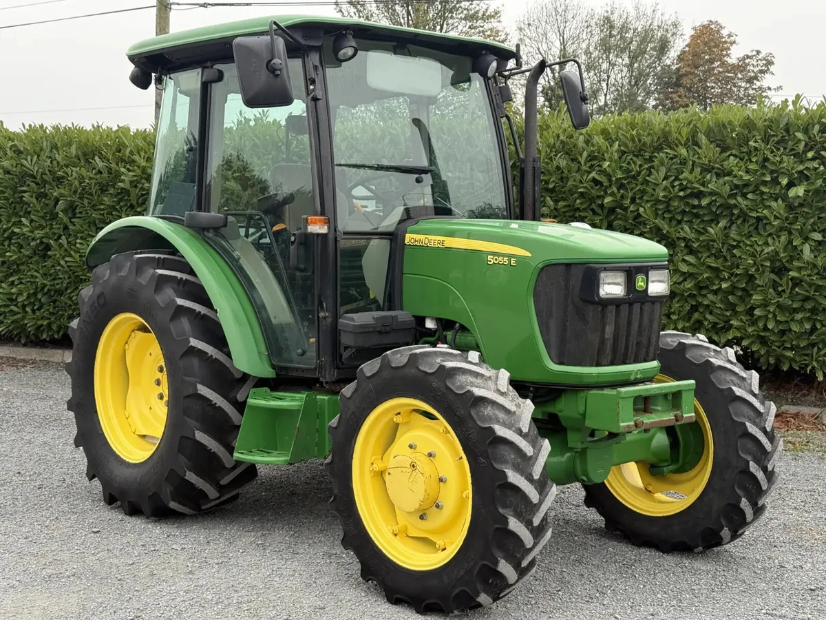 2016 John Deere 5055E - Image 1