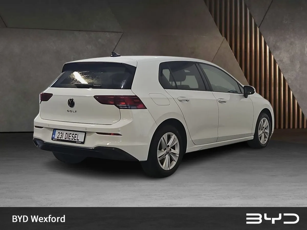 Volkswagen Golf Life 2.0 TDi 115 Start/stop - Image 4