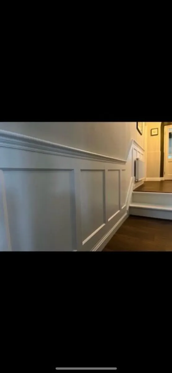 Wall panelling and flooring - Image 2