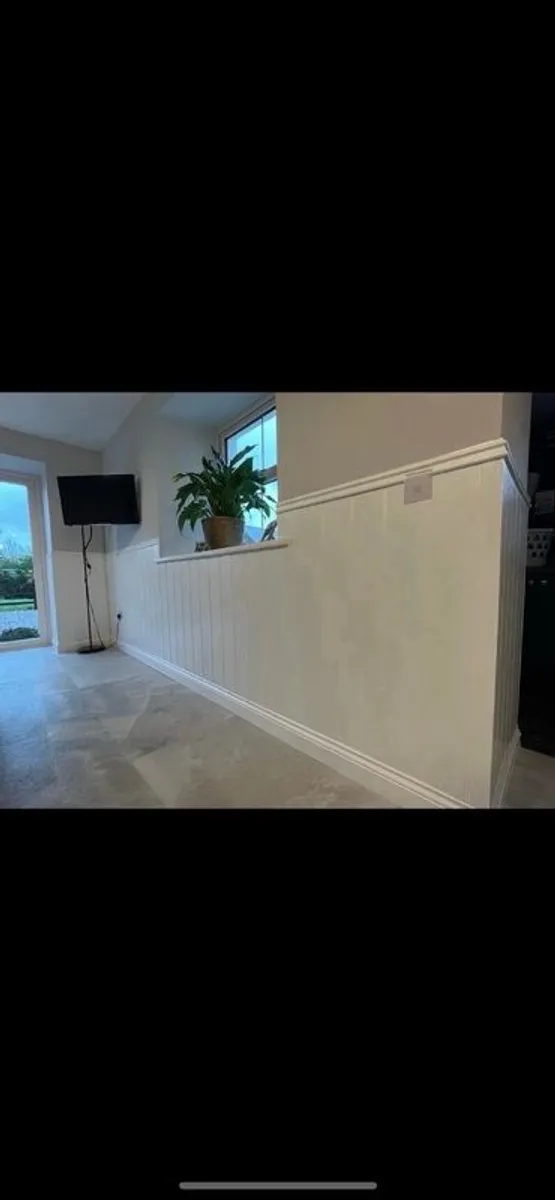 Wall panelling and flooring - Image 3