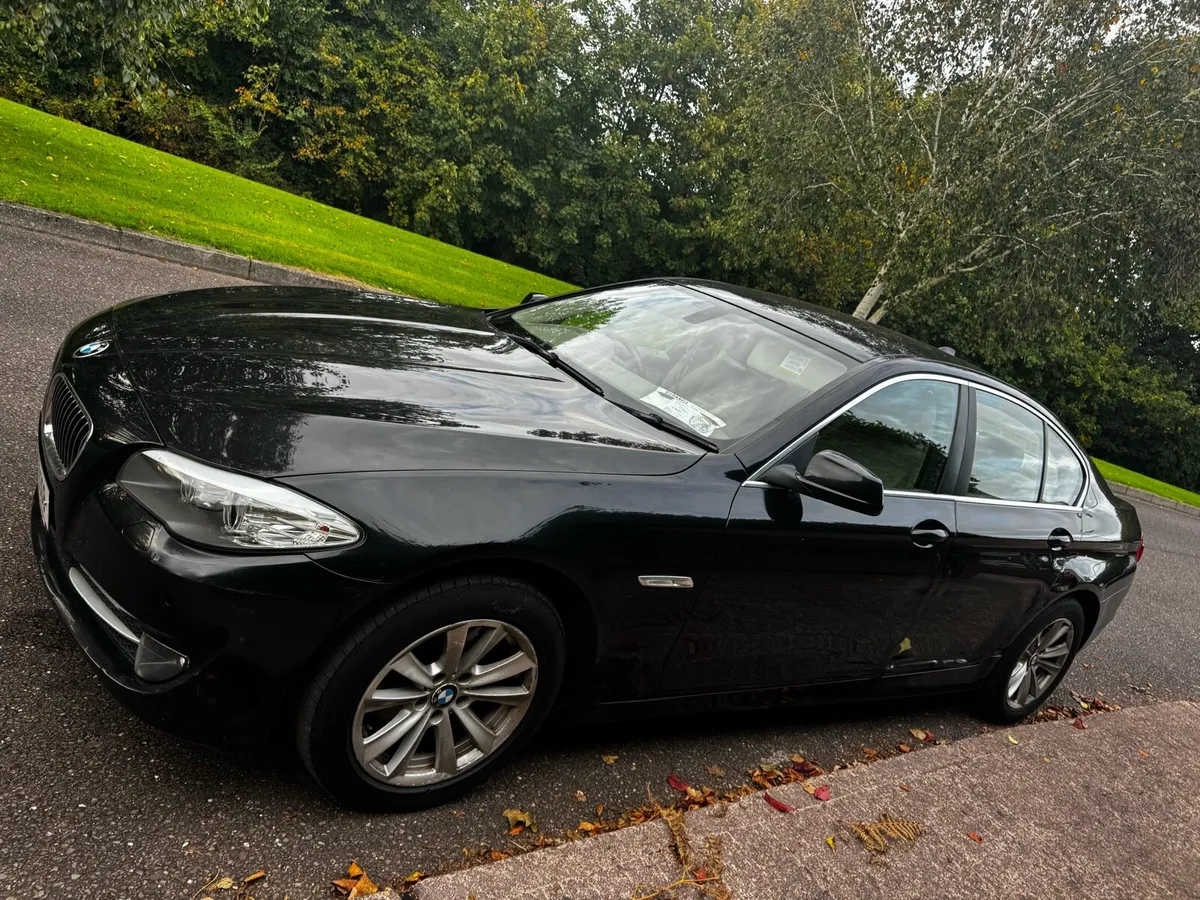 BMW 520D 2 litre manual,low km,nct,road tax - Image 2