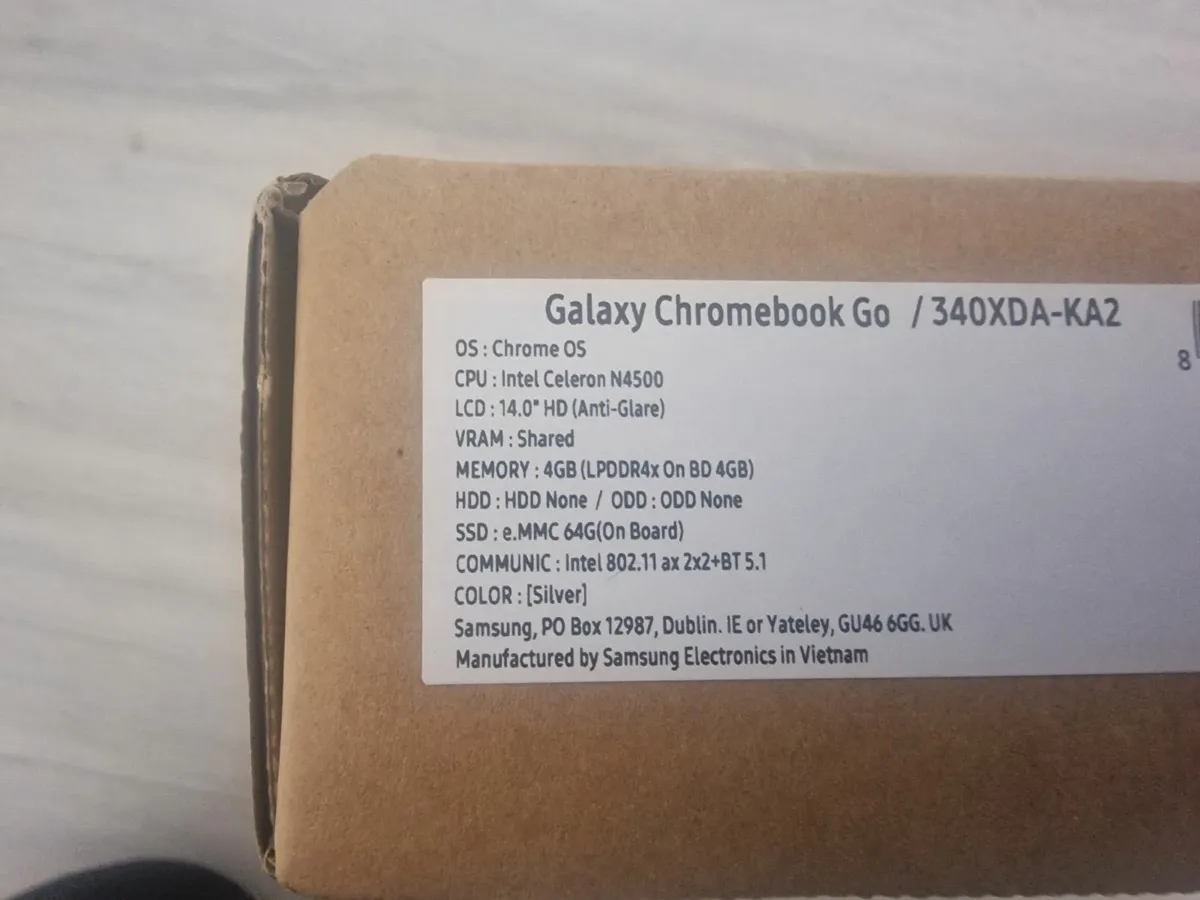 Galaxy chromebook - Image 2