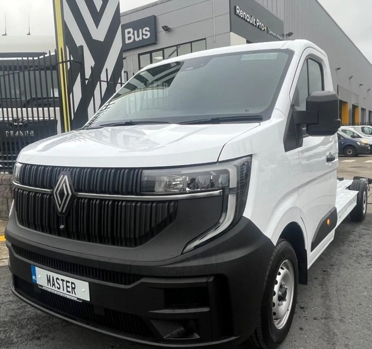 Renault Master FWD 150HP Platform Cab L3nh1 3.5t - Image 1