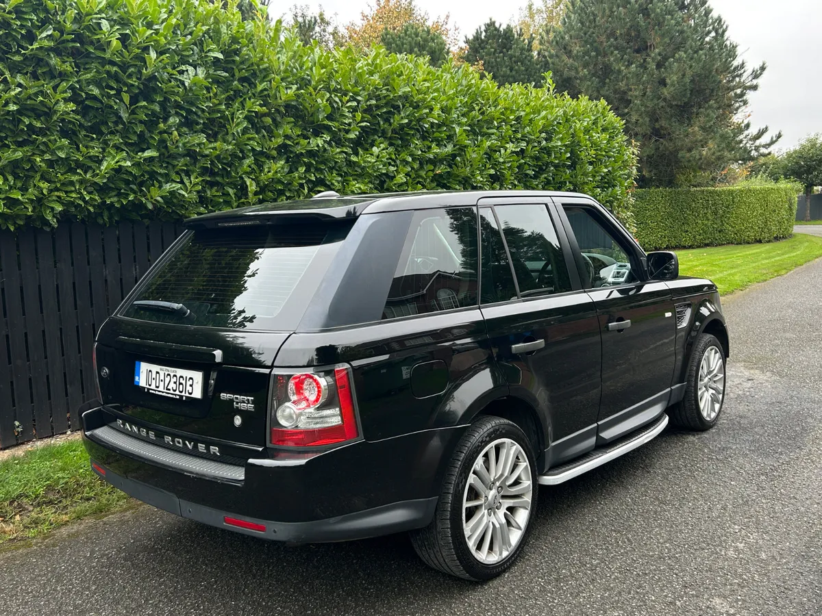 2010 Land Rover Range Rover Sport HSE Low Km - Image 4