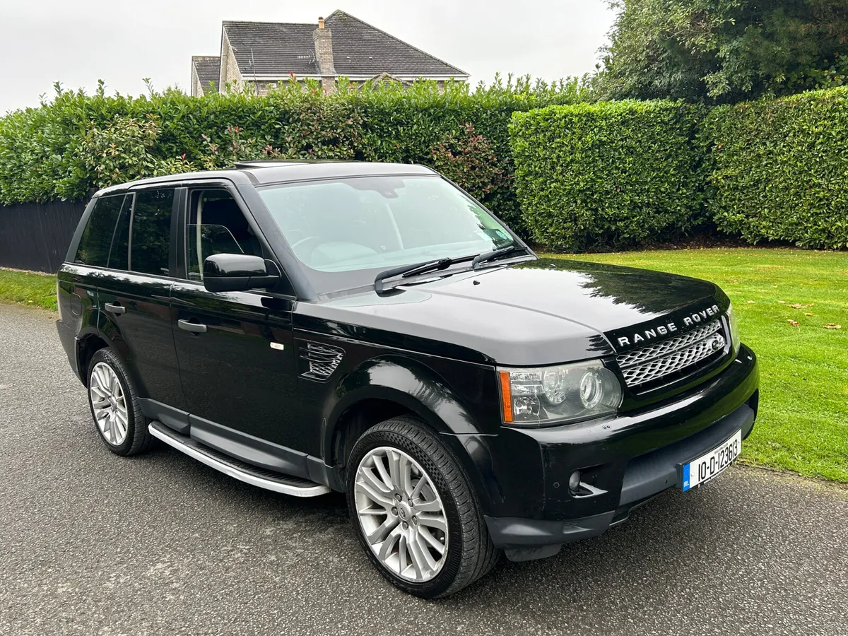 2010 Land Rover Range Rover Sport HSE Low Km - Image 2
