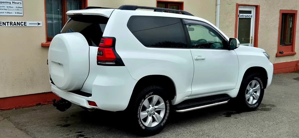 Toyota Land Cruiser 2019 SWB Manual - Image 4