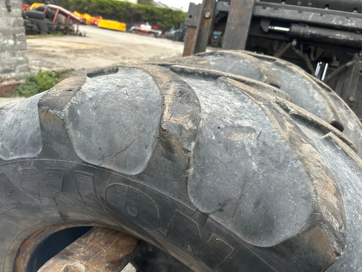480/65 R24 Tyres - Image 3