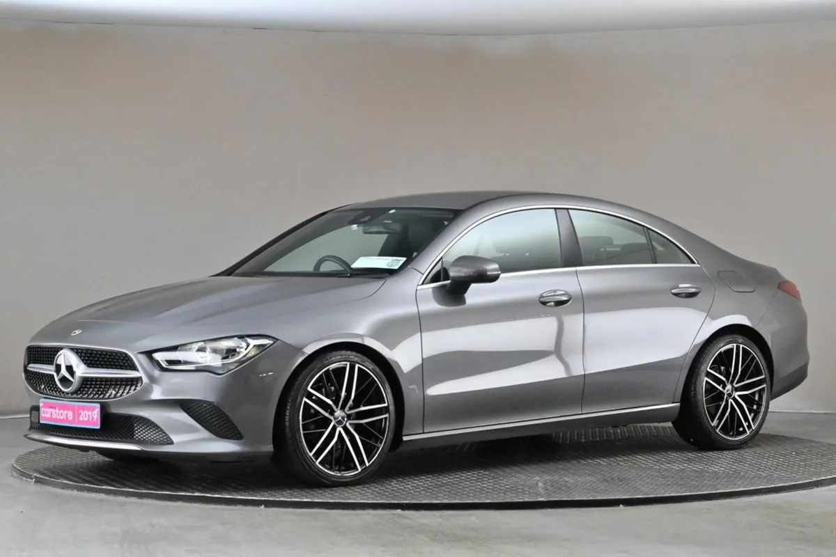 Mercedes-Benz CLA CLA 180 Coupe 4DR 6spd  half Le - Image 4