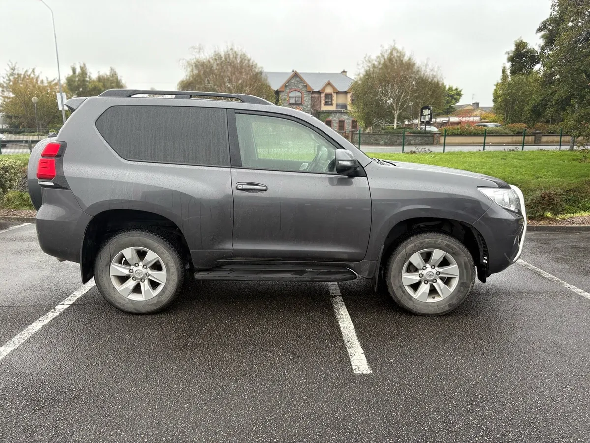 Toyota Landcruiser - Image 3