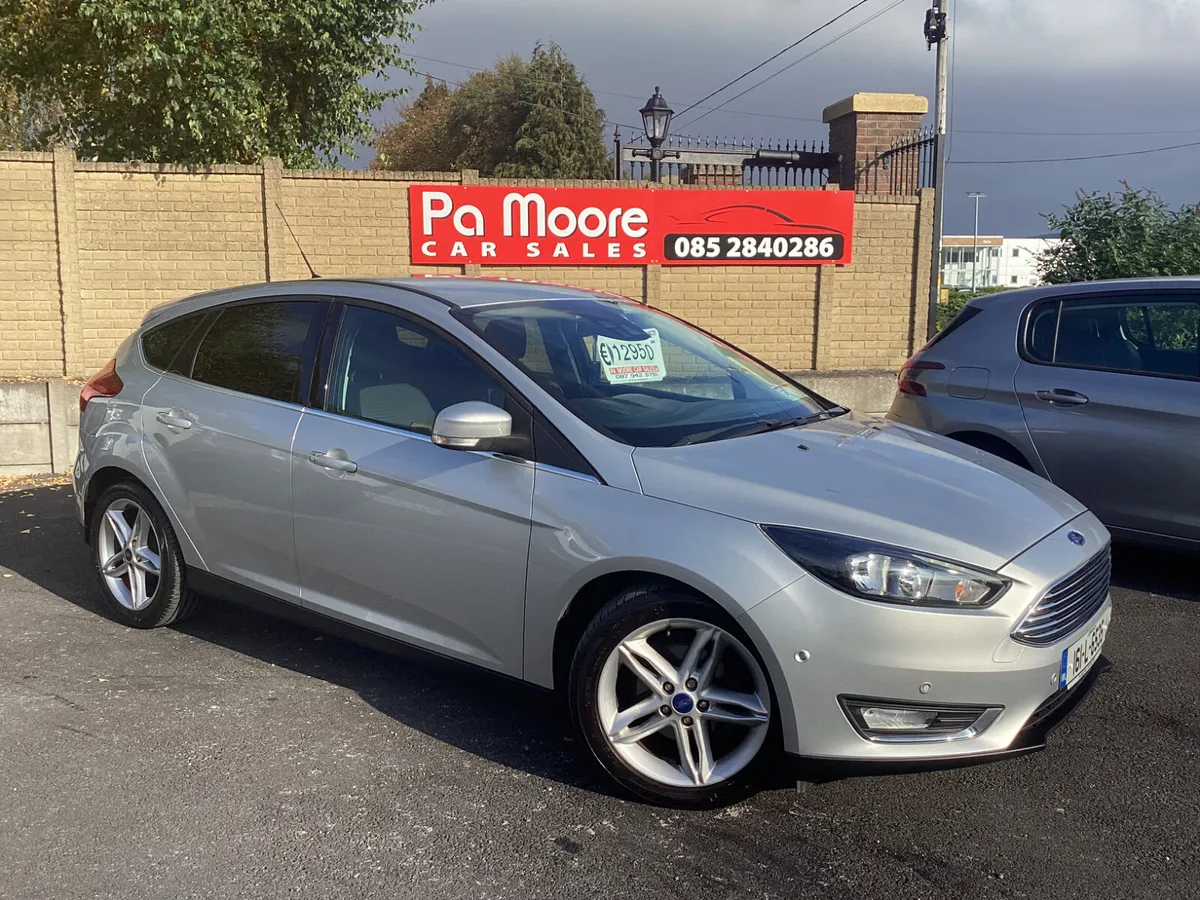 Ford Focus ** ONLY 36K  MLS * F.S.H - Image 2