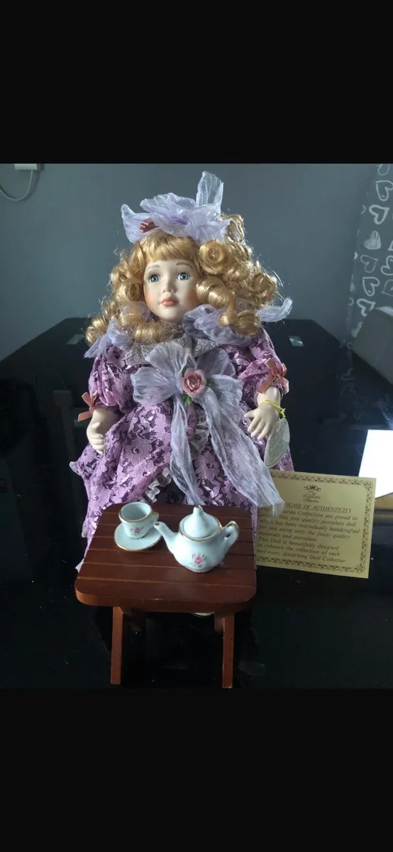 Porcelain dolls bundle - Image 2