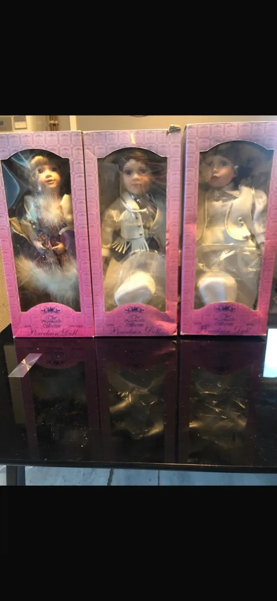 Porcelain dolls bundle - Image 3