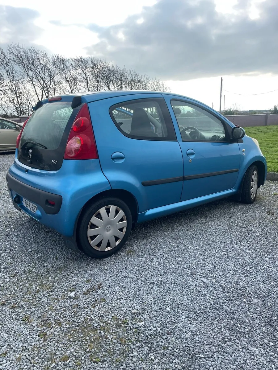 Peugeot 107 - Image 1