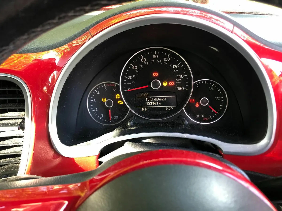 car - Image 4