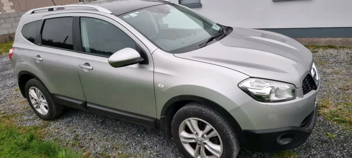 Nissan Qashqai +2  nct 10/26 new t.b, new fly dm - Image 1
