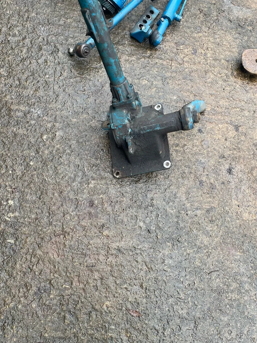 Ford 4000 Manual steering box - Image 2