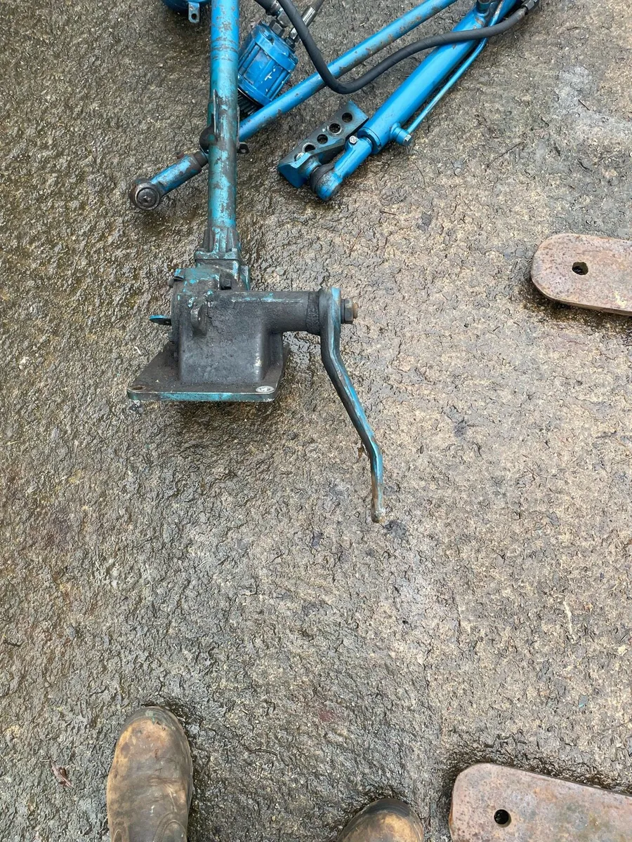 Ford 4000 Manual steering box - Image 3