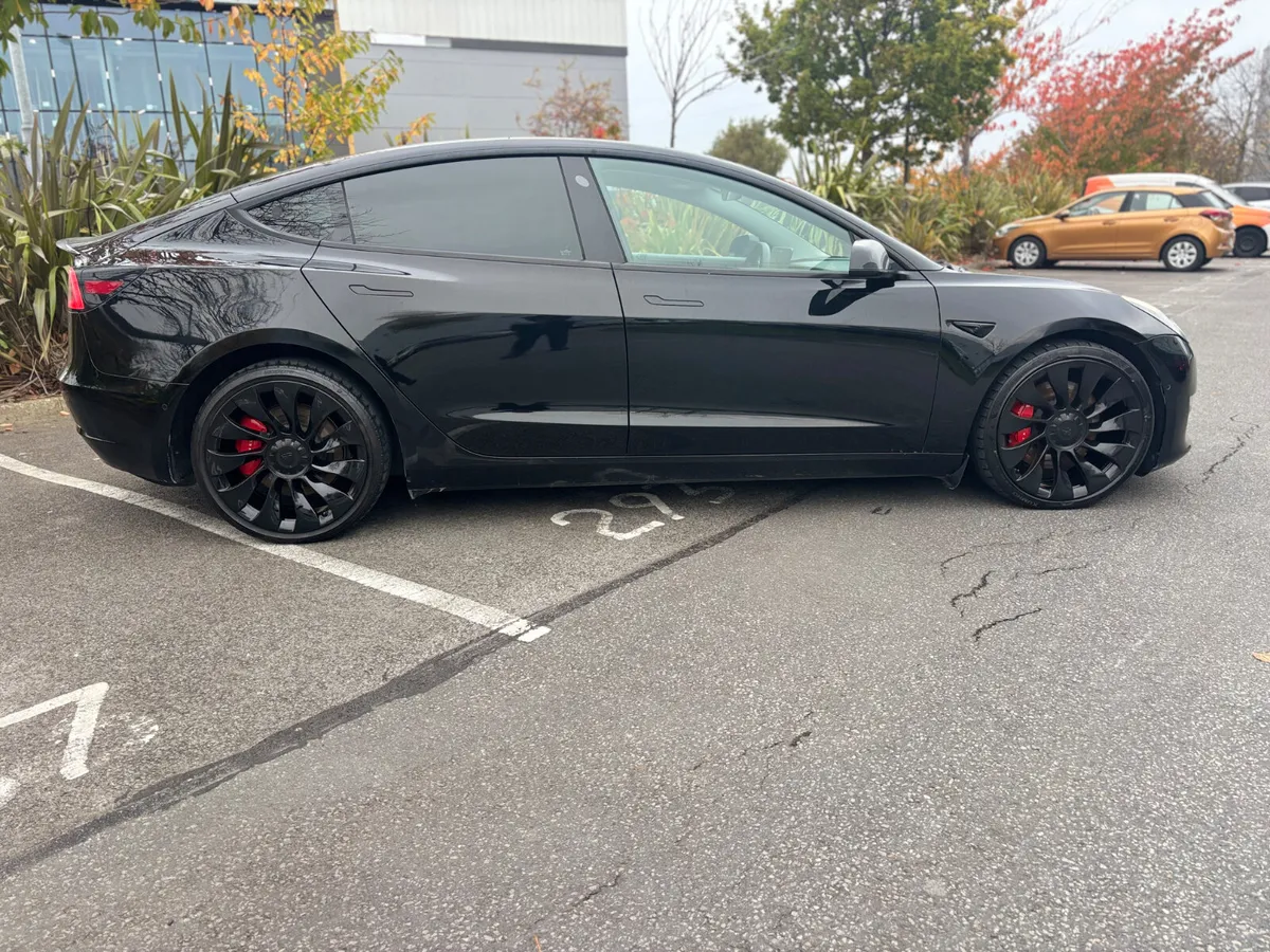 2021 Tesla Model 3 ~ Performance Edition - Image 4