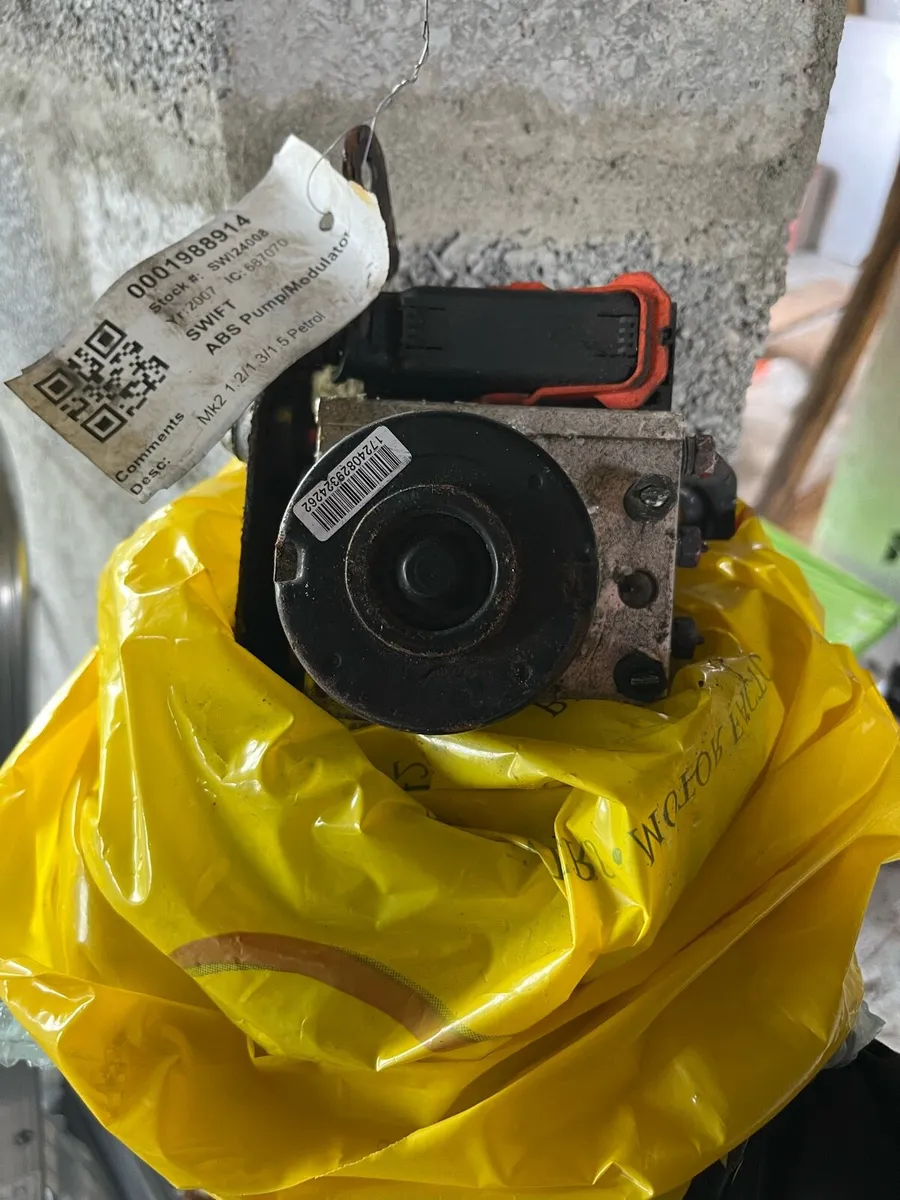 Suzuki swift ABS pump - Image 2