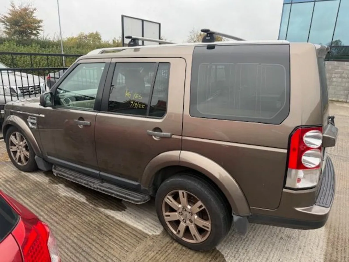 2011 Land Rover Discovery - Image 3