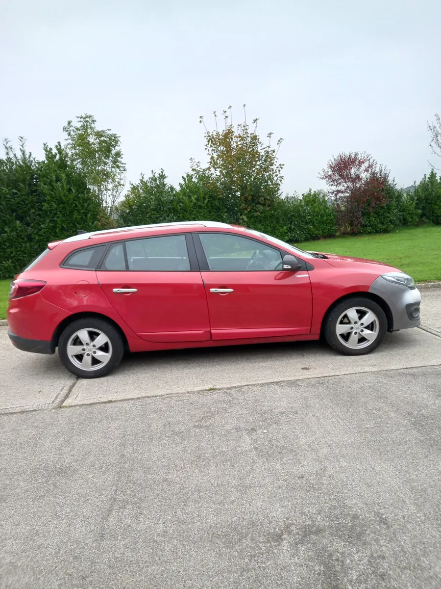 2014 Renault Megane Automatic 1.5 Diesel - Image 1