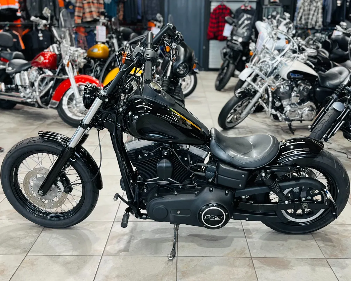 HARLEY-DAVIDSON STREET BOB - Image 4