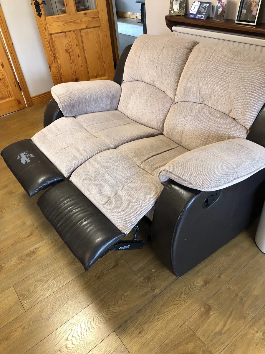 2 seater sofa - Image 4