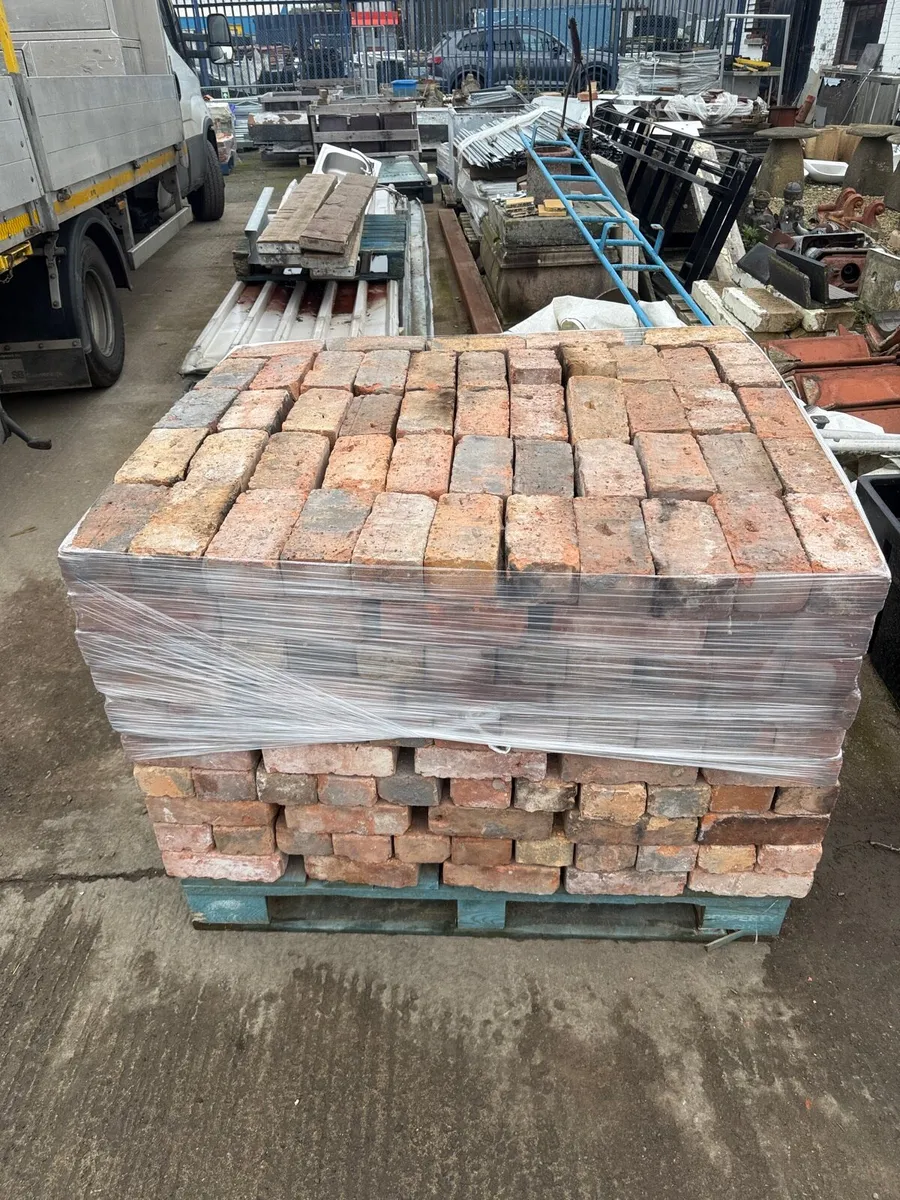 Reclaimed Imperial Brick  for sale - Image 3