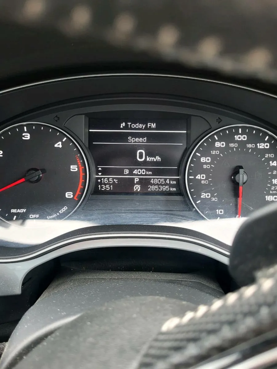 Car - Image 3