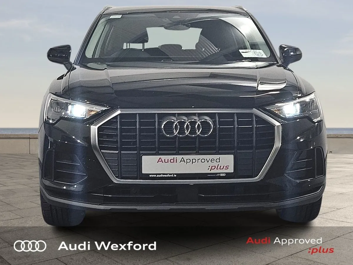 Audi Q3 45 Tfsi E S Tronic SE 245HP  492pm  1 000 - Image 3