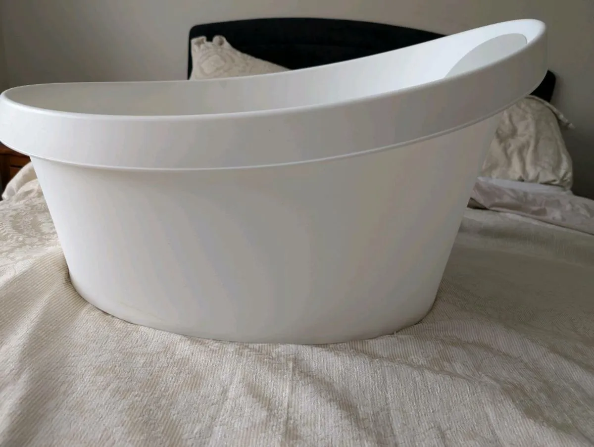 Shnuggle Toddler Bath Tub - Image 2