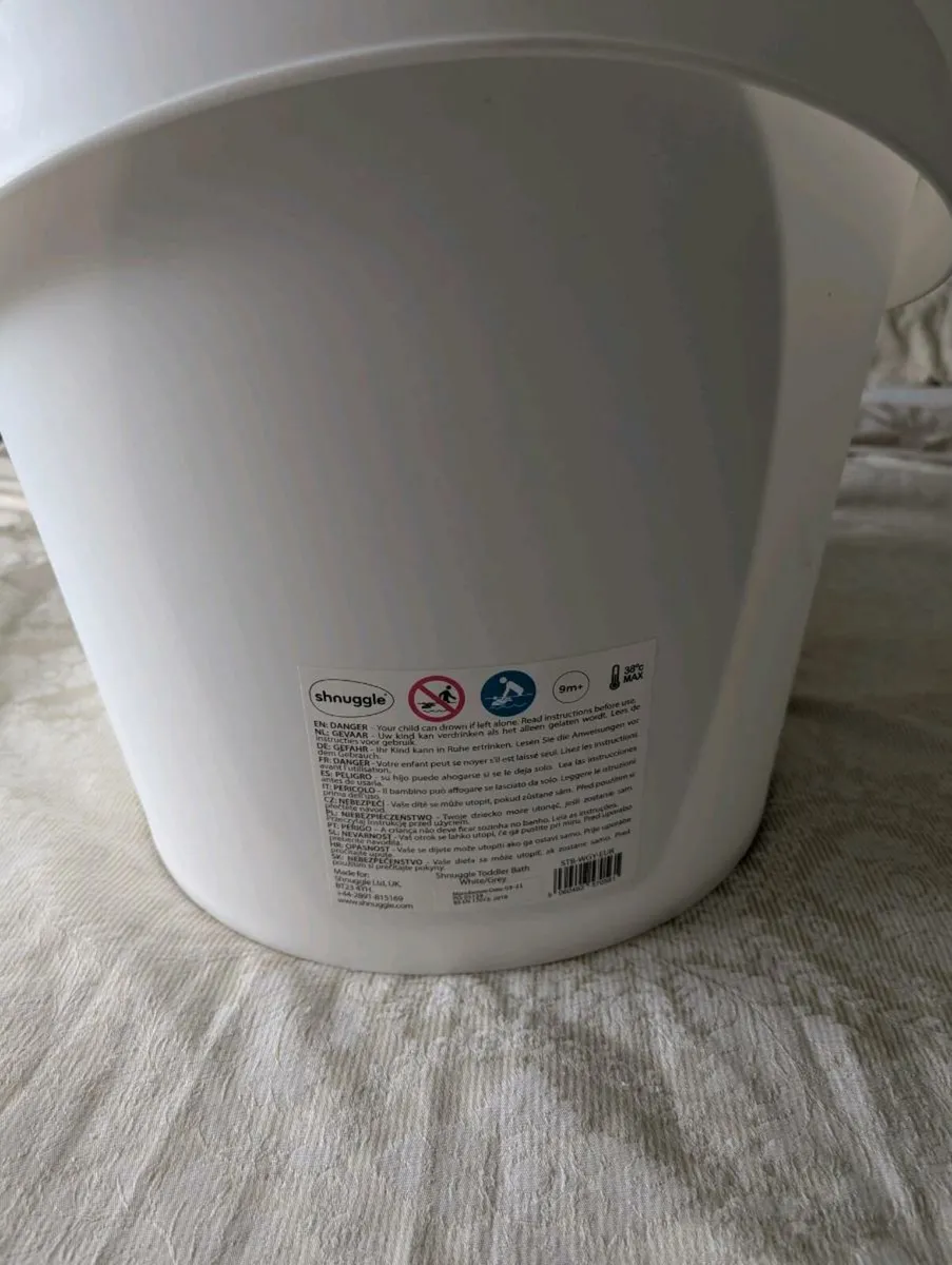 Shnuggle Toddler Bath Tub - Image 3