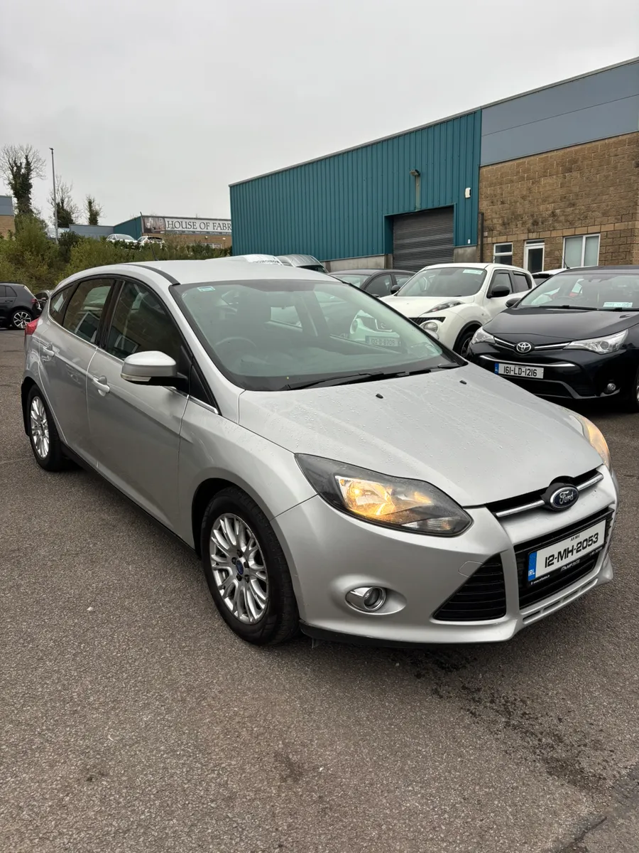 FORD FOCUS TITANIUM 1.6 TDCI - Image 2