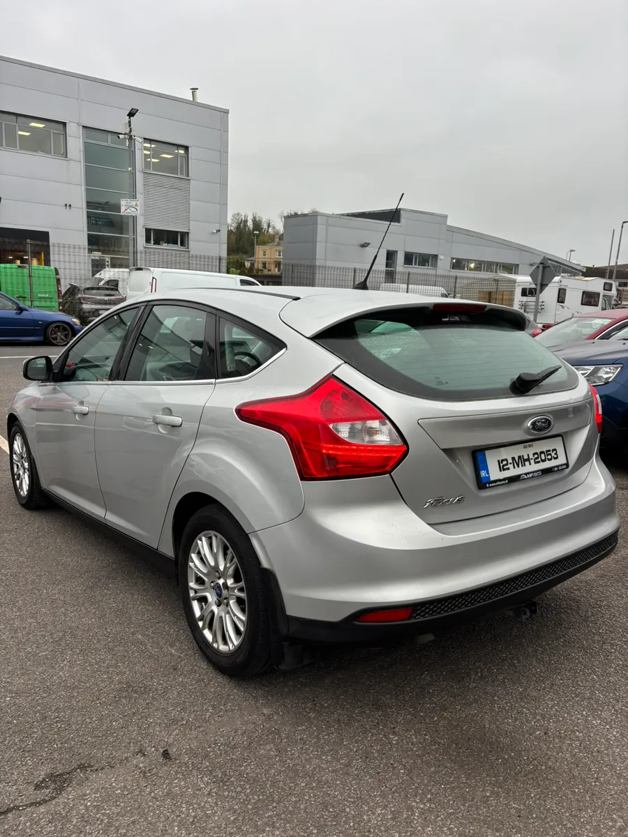 FORD FOCUS TITANIUM 1.6 TDCI - Image 4