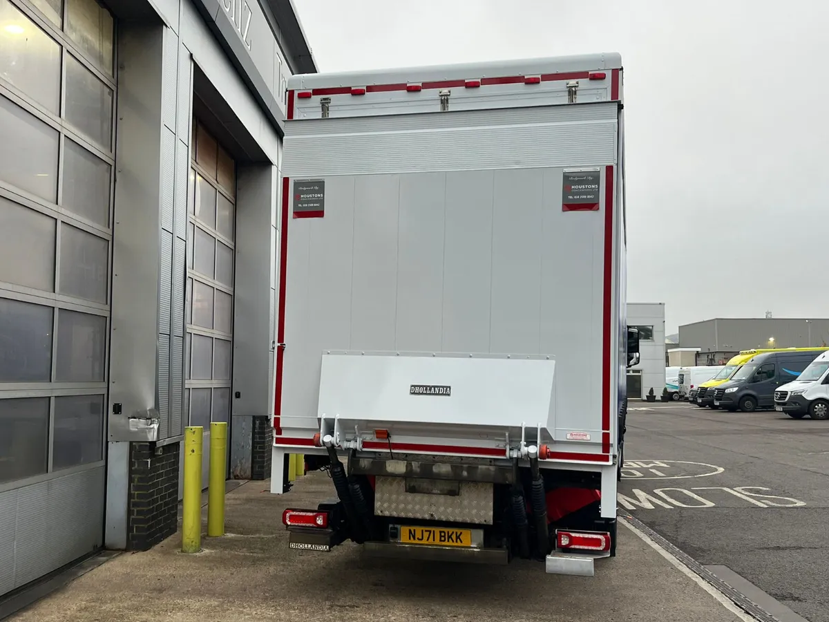 Mercedes-Benz Actros L 1824 Curtainside - Image 3