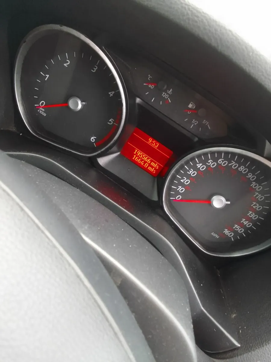 Ford Galaxy 2008 Nct Aug 26 Tax til end Nov - Image 4