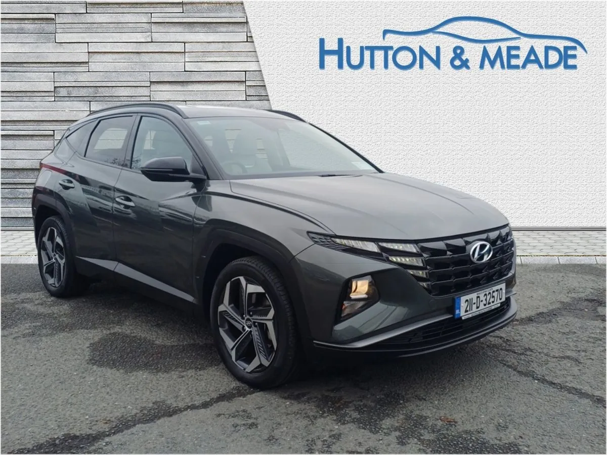 Hyundai Tucson Executive Phev 1.6 Petrol 5dr - Image 1