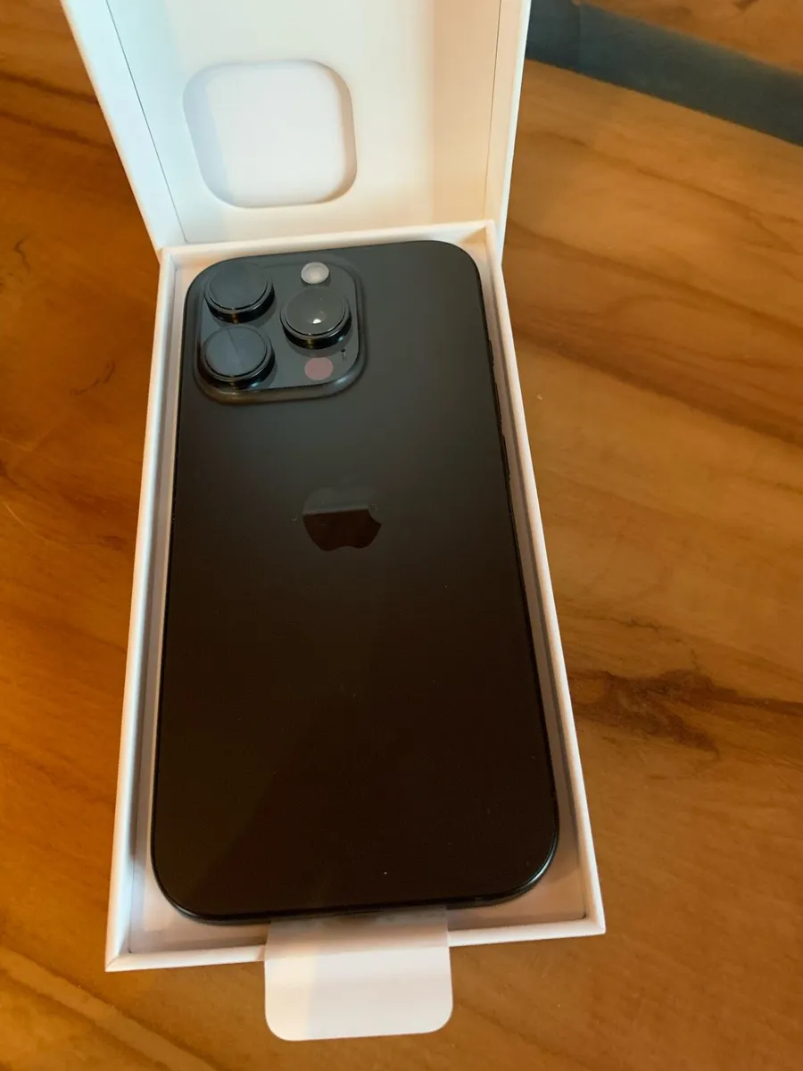iPhone 16 PRO 128GB - Image 3