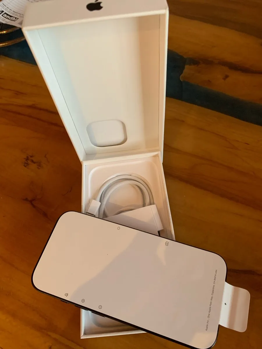 iPhone 16 PRO 128GB - Image 4