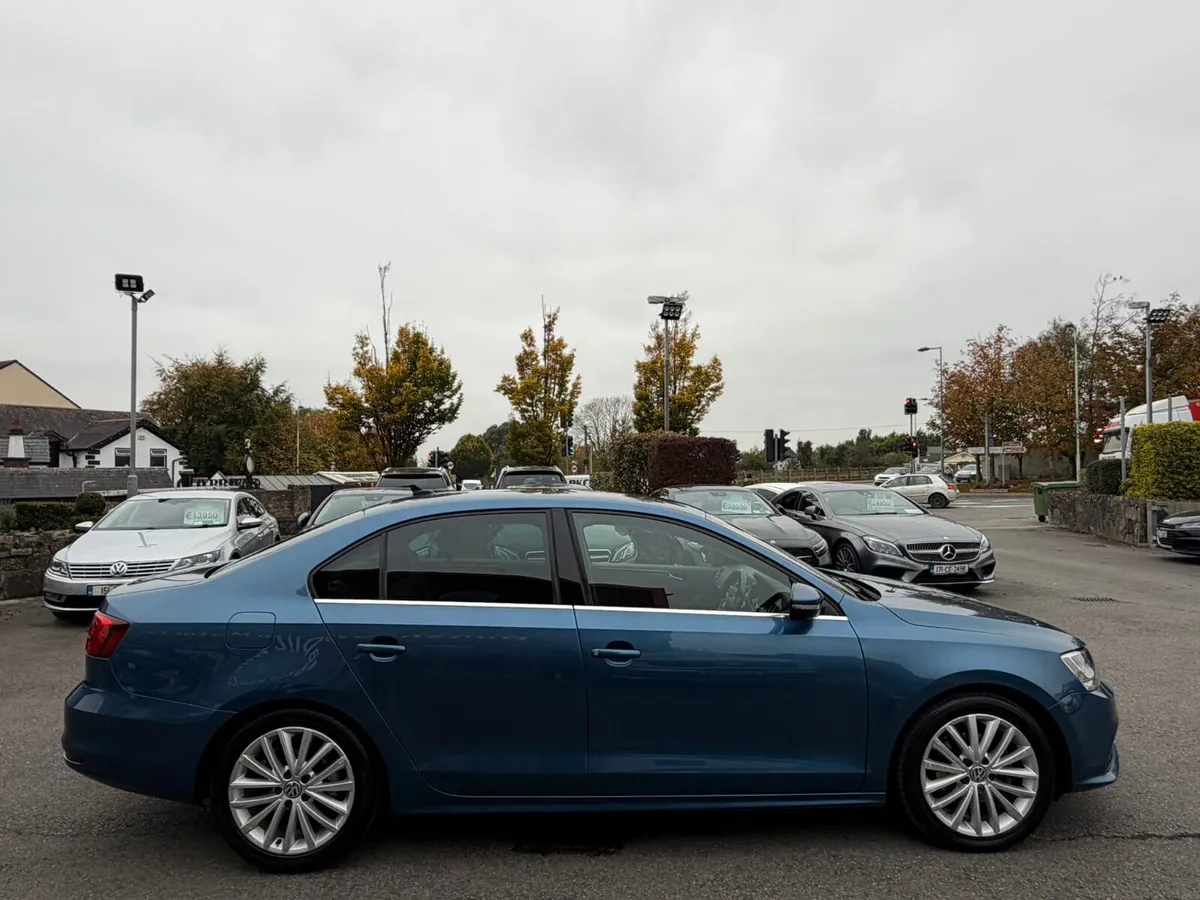 181 Volkswagen Jetta Highline 2.0 Diesel - Image 4