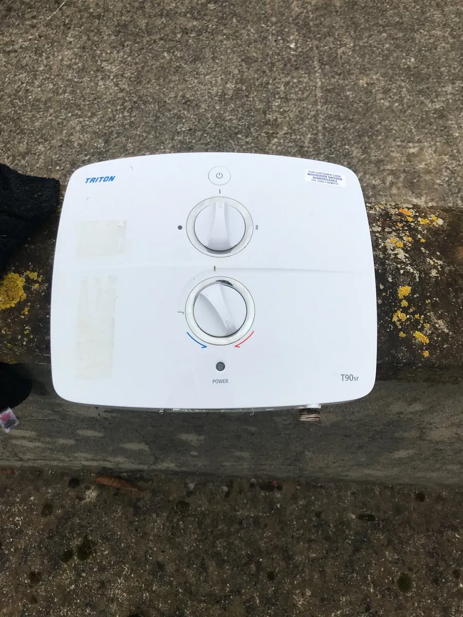 Electric shower t90