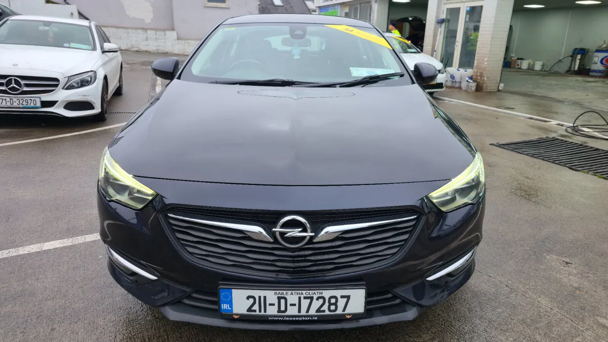 Opel Insignia 2021 AA APPROVED - Image 2
