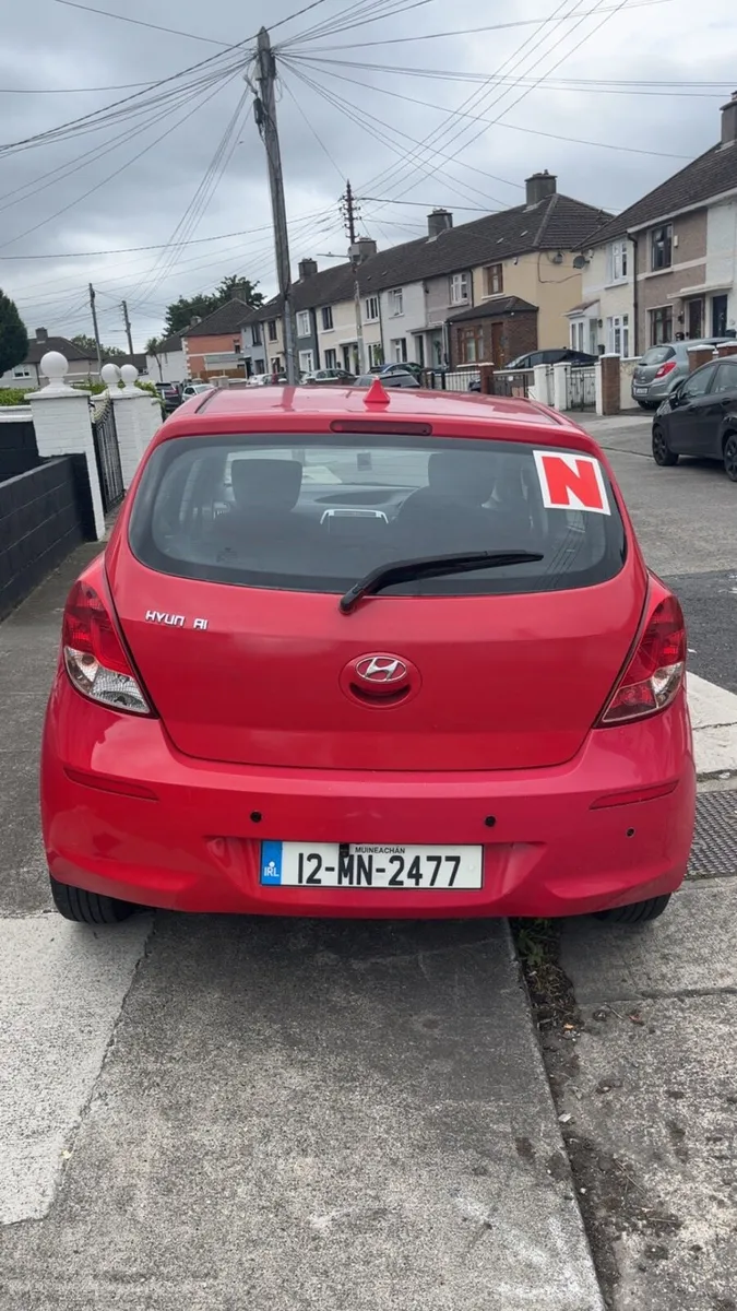 Hyundai i20 1.2 active 2012 - Image 2