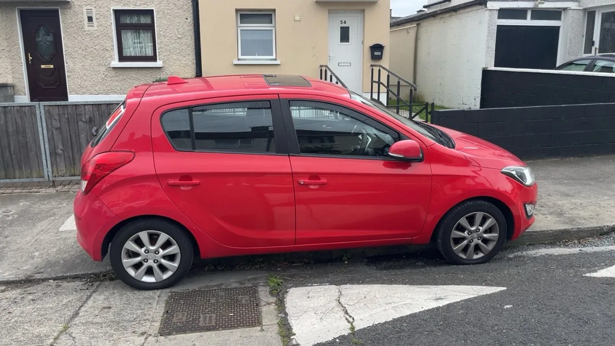 Hyundai i20 1.2 active 2012 - Image 3