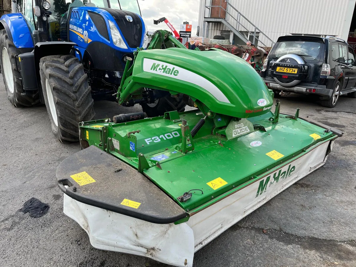 2022 F3100 McHale mower - Image 3