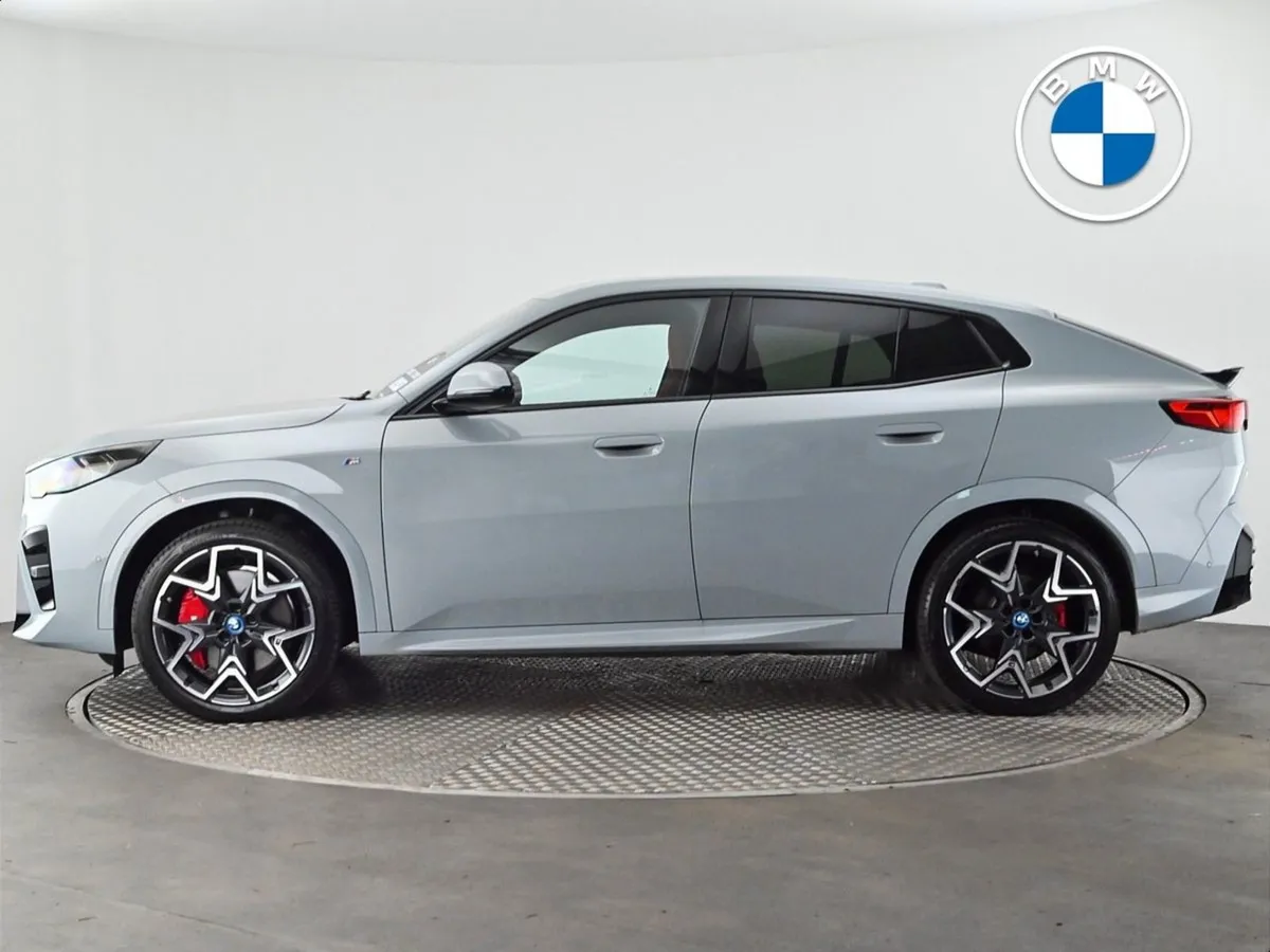 BMW iX2 Xdrive30 M Sport - Image 3